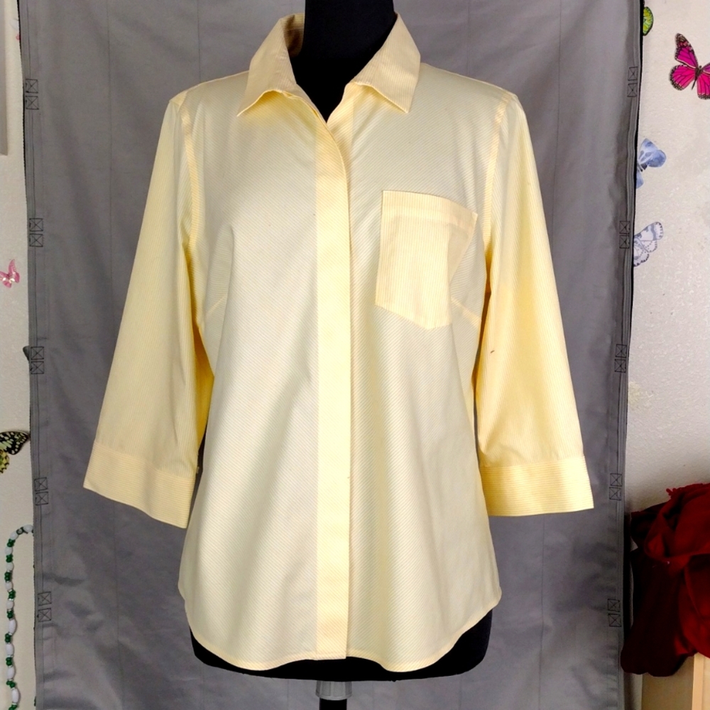 Chicos no iron yellow blouse